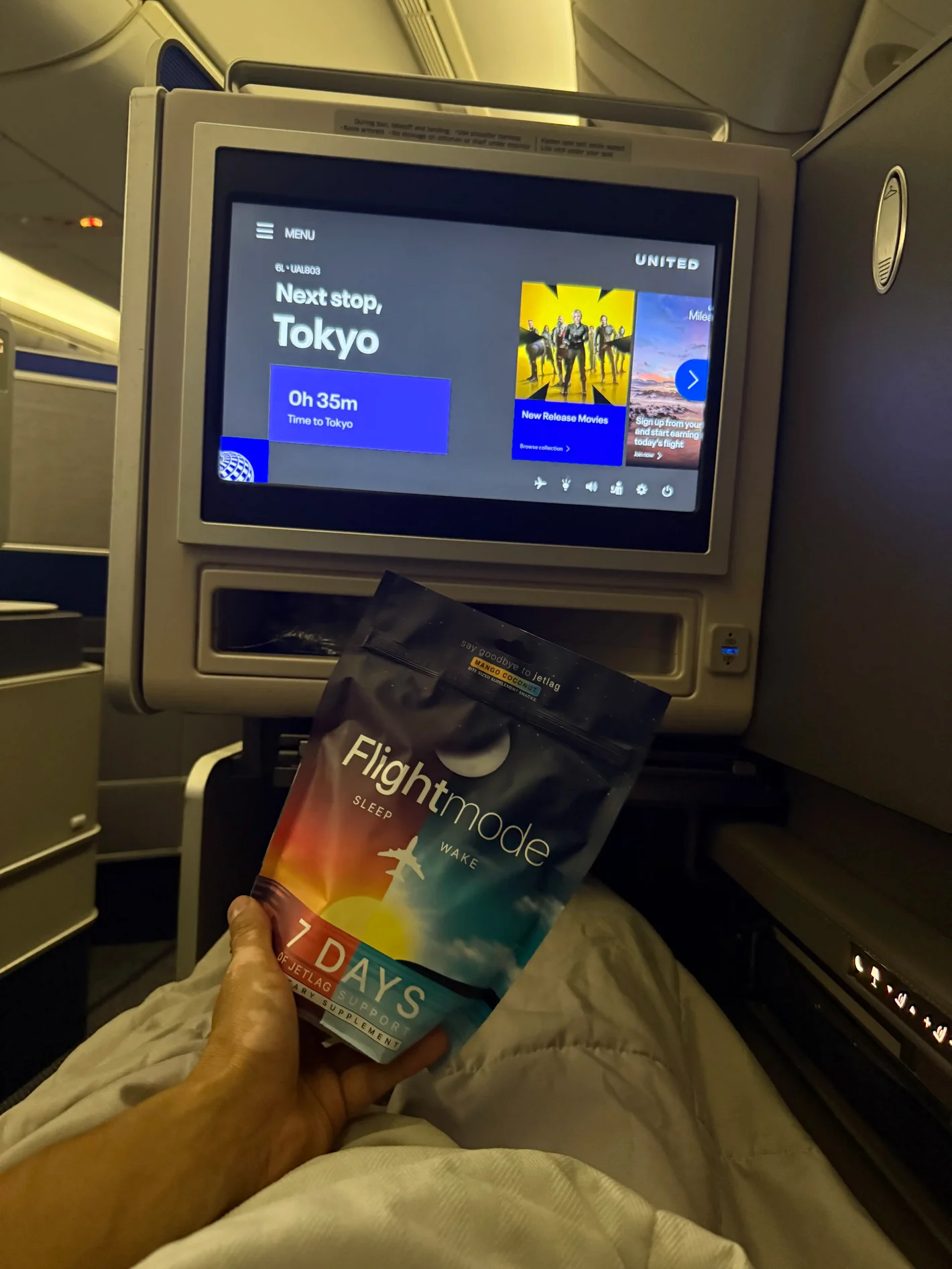 Flightmode customer photo with Sleep and Wake gummies